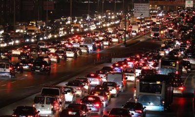 İSTANBUL’DA TRAFİK DURMA NOKTASINA GELDİ!.
