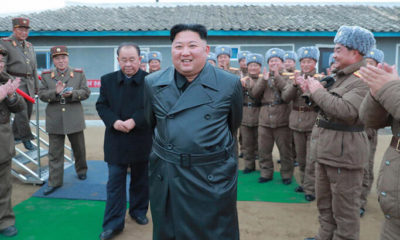 Kuzey Kore çoklu roket fırlatıcılarını test etti!.