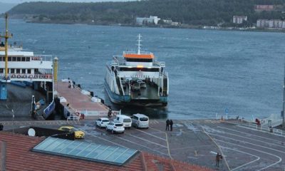 Feribot seferlerine fırtına engeli…