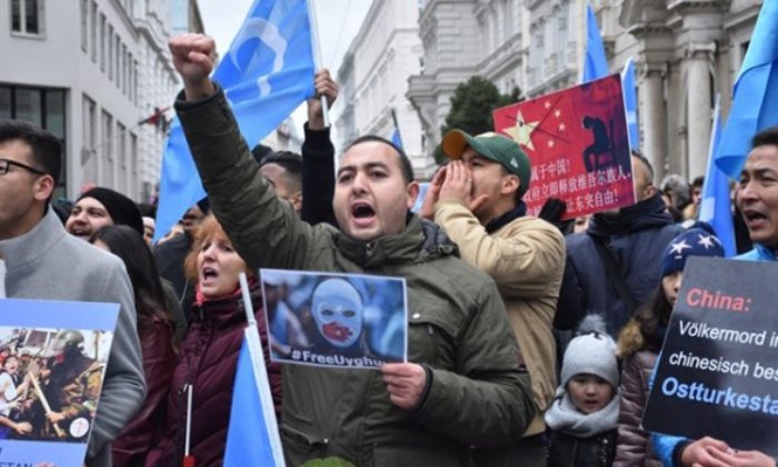 Avusturya’da, Çin’in Doğu Türkistan zulmü protesto edildi!.