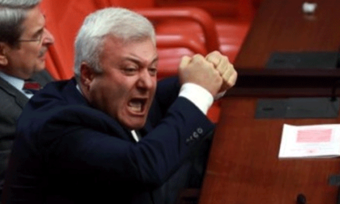 Tuncay yine şizofrene bağladı!. “Marmaray’ı Ecevit Yaptı, Yatın Kalkın Dua Edin!.”