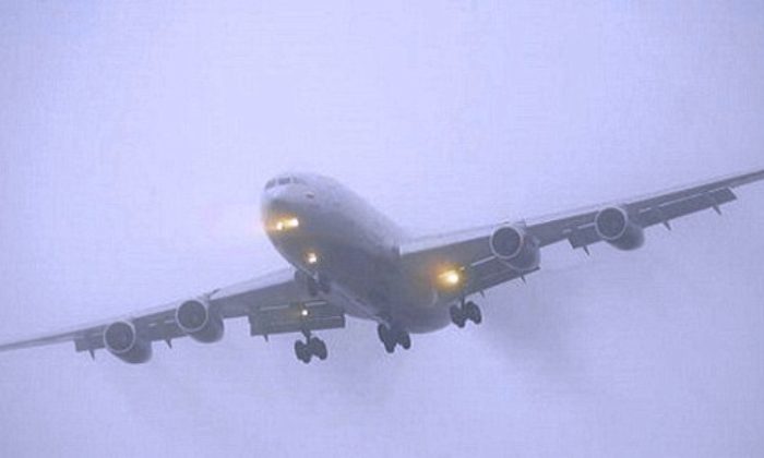 Yoğun sis nedeni ile uçak seferleri iptal edildi!.