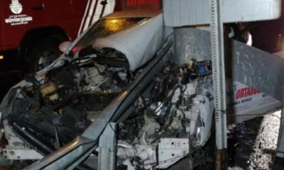 İstanbul’da korkunç kaza!. Ok gibi saplandı!.