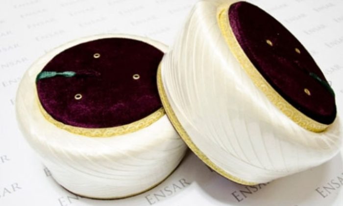 İmam ile Müezzin tekme tokat birbirlerine girdiler!.