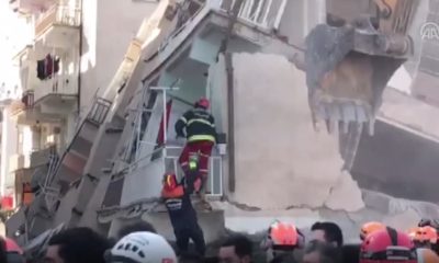 Bayrağımızı enkaz altında bırakmadılar!.