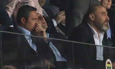 Fenebahçeli taraftarlar isyan etti! “Ali Koç istifa!”