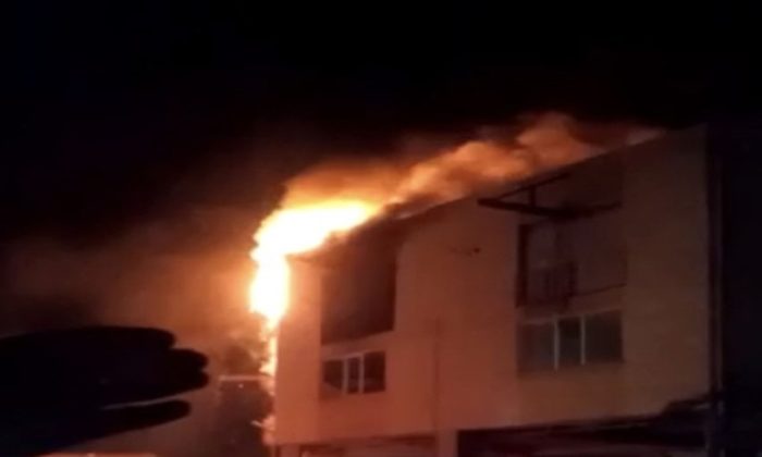 Tuzla’daki imalathane alev alev yandı!.