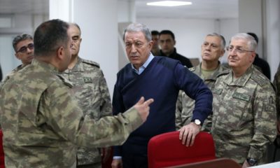 Hulusi Akar sınırın sıfır noktasında!.