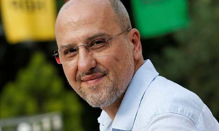 PKK sevici Ahmet Şık Osman Kavala kararı sonrası hükümete saldırdı!.