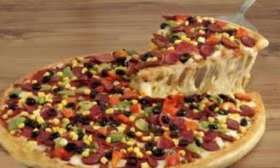 Çocukların vazgeçilmesi pizzanın tarifini veriyoruz!.