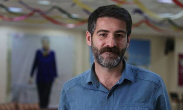 PKK’lı teröristi evinde saklayan HDP’li vatan haini şerefsize soruşturma!.