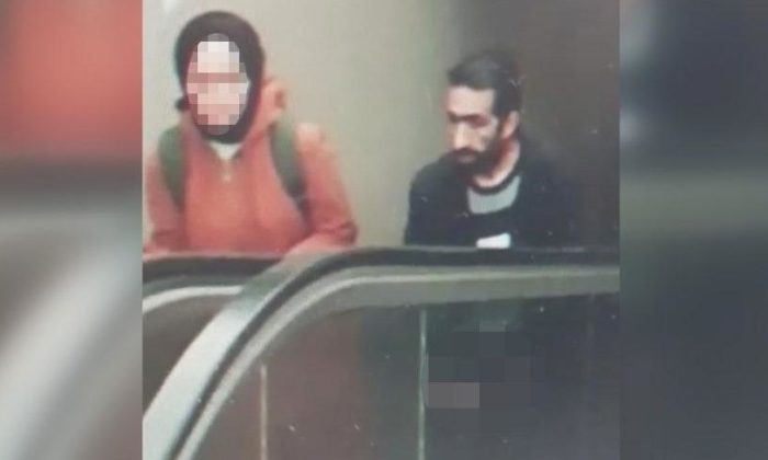 Başörtülü genç kızı taciz eden metro sapığından mide bulandıran sözler… (video haber)