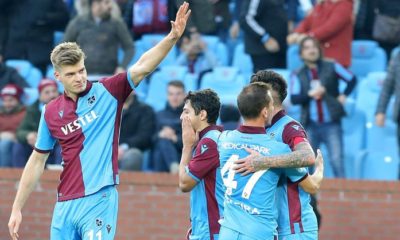 Trabzonspor Sivasspor’u devirip liderlik koltuğuna oturdu..