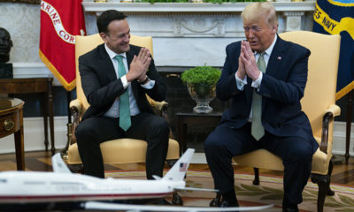 Bizde “EyvALLAH” Trump’ta “Namaste” Birleşik Devletler Başkanı’ndan tuhaf corona  selamı… (video haber)