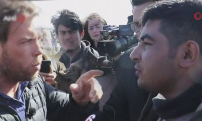 Yunan muhabire mülteciden tokat gibi cevap… (video haber)