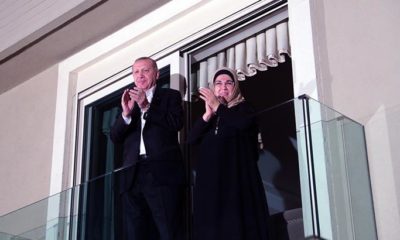 Cumhurbaşkanı Erdoğan sağlık çalışanlarını alkışladı!. (video haber)