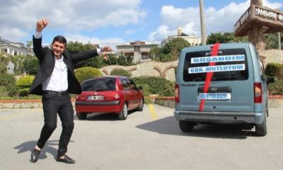 2 aylık evliliğinin bitişini konvoy ve oyun havasıyla kutladı!.