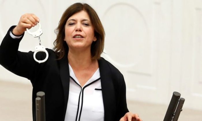Almanya’dan gelen HDP’li vekil 14 gün kuralını hiçe saydı!.