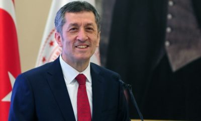 “Çocuklar evde sıkıldığınızı biliyorum” diyen Bakan Ziya Selçuk’tan öğrencilere müjde!.