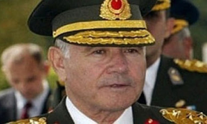 Eski Kara Kuvvetleri Komutanı Aytaç Yalman hayatını kaybetti!.