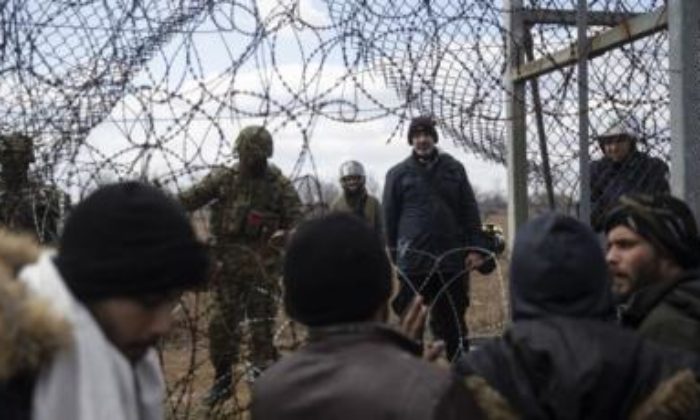 Avrupa’ya kaçmak isteyen FETÖ’cü itlerden mülteci taktiği!.