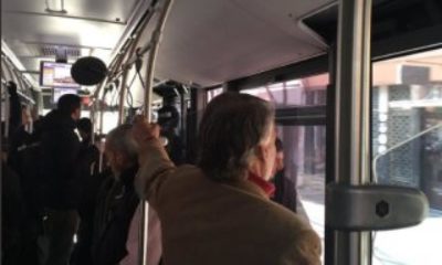İBB yönetimi bir yandan “İmamoğlu’na komplo düzenleniyor” derken diğer yandan da insanları otobüslerde balık istifi gibi taşımaya devam ediyor!.