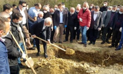 Kemal Kılıçdaroğlu kız kardeşini toprağa verdi!.
