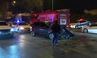 İstanbul’da polisten kaçan minibüs otomobile çarptı: 4 yaralı…