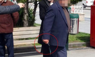 Tokat’ta yaşlı bir adam habercilere hakaret edip bıçak çekti!.