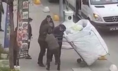 İBB’nin zabıta memurlarından skandal! Kadıköy’de kağıt toplayan çocuğu darbettiler!. (video haber)
