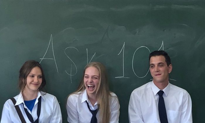 Netflix’in sapkın dizisindeki ahlaksız sahneler vatandaşları isyan ettirdi!.