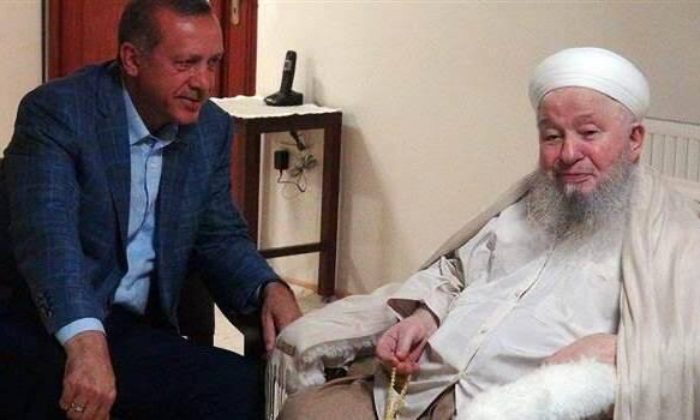 Mahmud (Ustaosmanoğlu) Efendi hastaneye kaldırıldı!.