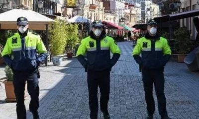 Güvenlik güçleri sokakta gezen gençleri affetmedi!. Ve işte ilk ceza…