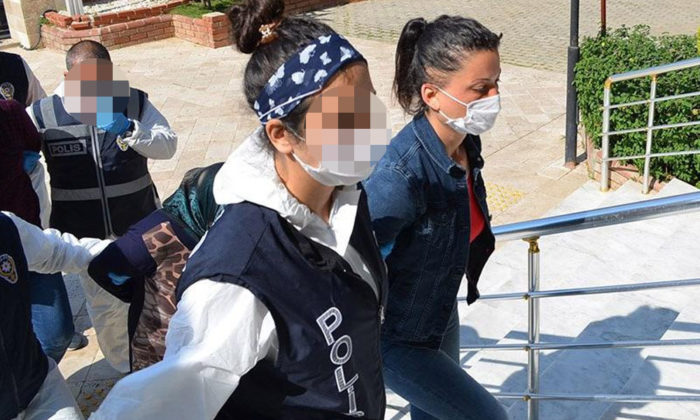 Mirasa konmak için sevgilisi ve arkadaşıyla babasını böcek ilacı ile öldürdü!.