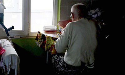 Komşuları haber alamıyordu! Kapısı kırılarak girilen evinde Kur’an-ı Kerim okurken bulundu!.