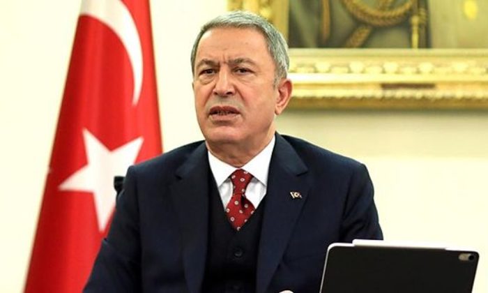 Bakan Akar’dan Diyarbakır’daki hain saldırı ile ilgili açıklama: İşin içinde kim varsa hesabını verecek!.