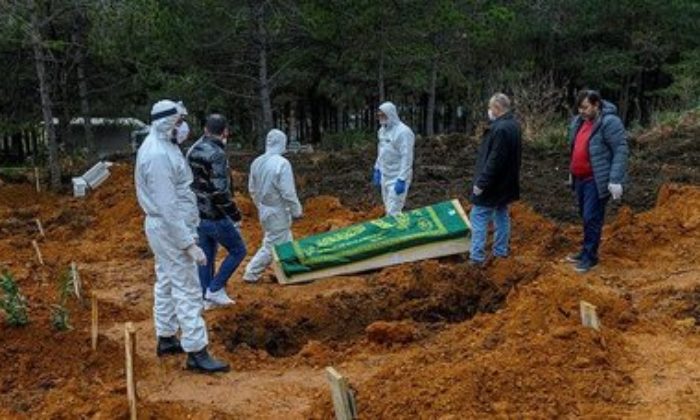 Koronavirüsten ölen kişinin mezarından virüs bulaşır mı?. İşte en çok merak edilen sorunun cevabı..