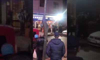 İstanbul’da ekmek sırasında kavga çıktı!. (video haber)