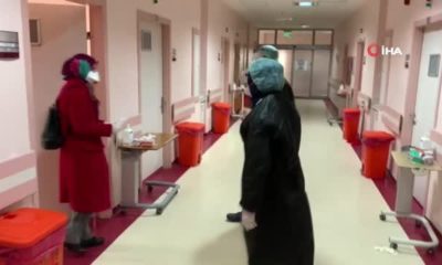 Coronavirüsü yendiler, alkışlarla taburcu edildiler!. (video haber)