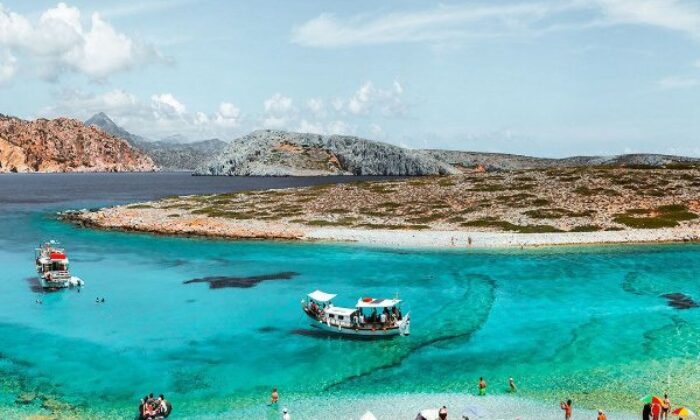Türk STK’lar, 12 ada ve Girit Adası’nın iadesi için dava açacak!.