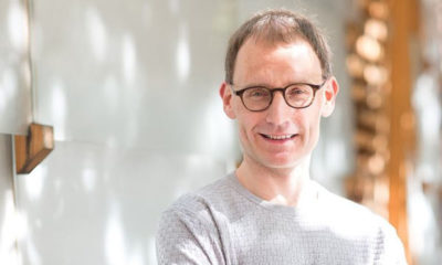 Sosyal mesafeyi ihlal eden İngiliz Bilim Kurulu Üyesi istifa etti!.