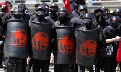 Amerika’da tansiyon yükseliyor! Trump, ANTIFA’yı terör örgütü ilan etti!.