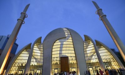 Almanya’da Camii’ler tekrar ibadete açıldı..