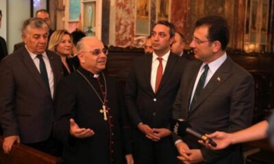 Sultan Fatih’in türbesinde külhanbeyi, kilisede cici çocuk…