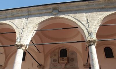 İzmir’de ki camilerde merkezi sisteme son verildi, ezanı müezzinler okumaya başladı!.