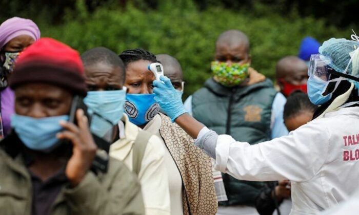 Oxford, Corona aşısını Kenyalıların üzerinde deneyecek!.