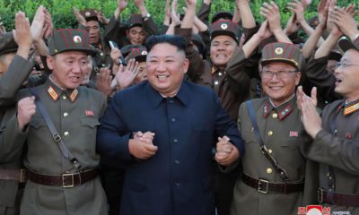 “Öldü” denilen Kim Jong-un uzun bir aradan sonra halkın karşısına çıktı!.