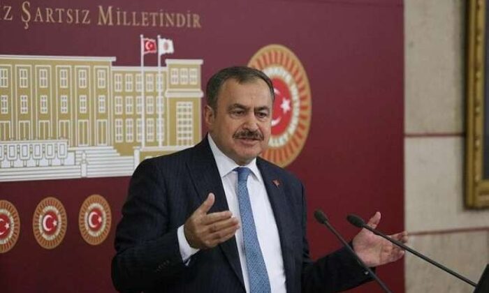 AK Parti’li Veysel Eroğlu’ndan CHP’li İBB’ye tepki! “Vizyon olmayınca mesele olmaz!.” (video haber)