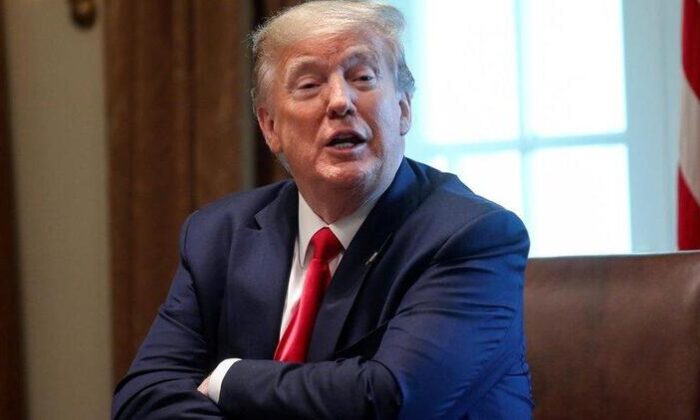 Trump’tan coronavirüsle mücadele önerisi: “Test yapmazsak vaka sayısı da düşmüş olur!.”