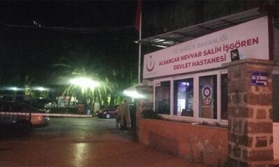 İzmir’de bıçaklı kavga! 1’i ağır 2 yaralı…